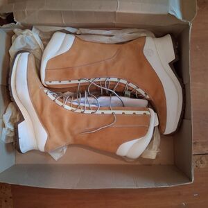 Timberland Womens Boots Tan White- Fashion Boots Premium Outdoor